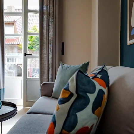 Living Lorens No 3 Apartment